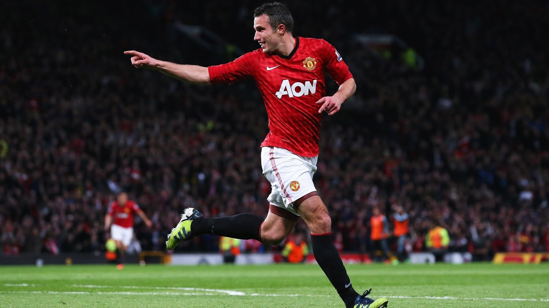 奇迹再现!罗马掀翻雷恩,欧冠淘汰赛的战术革命与意志胜利